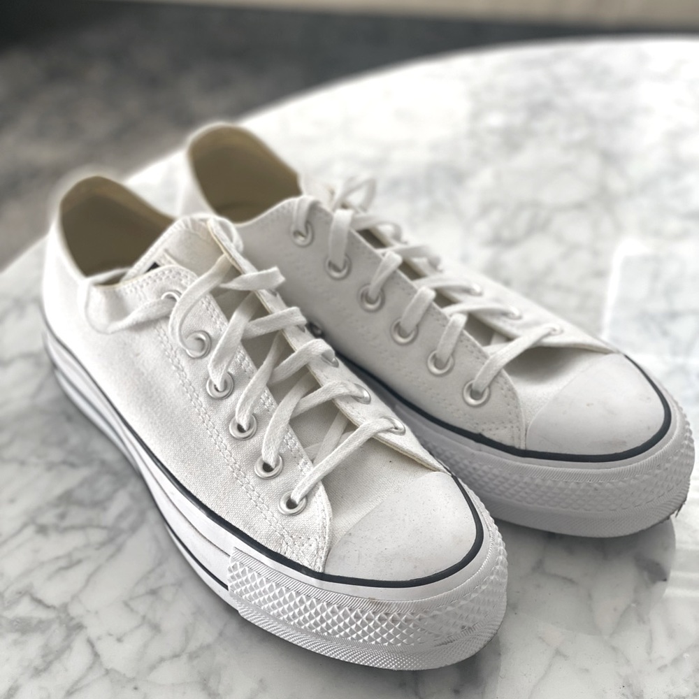 Converse platform white size 8 women